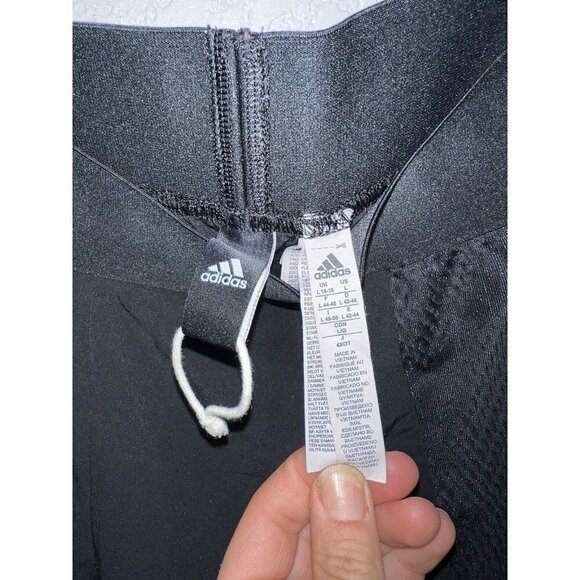 ADIDAS Women’s Running Shorts Unlined Black NWOTS New Large Y1 - Picture 4 of 6